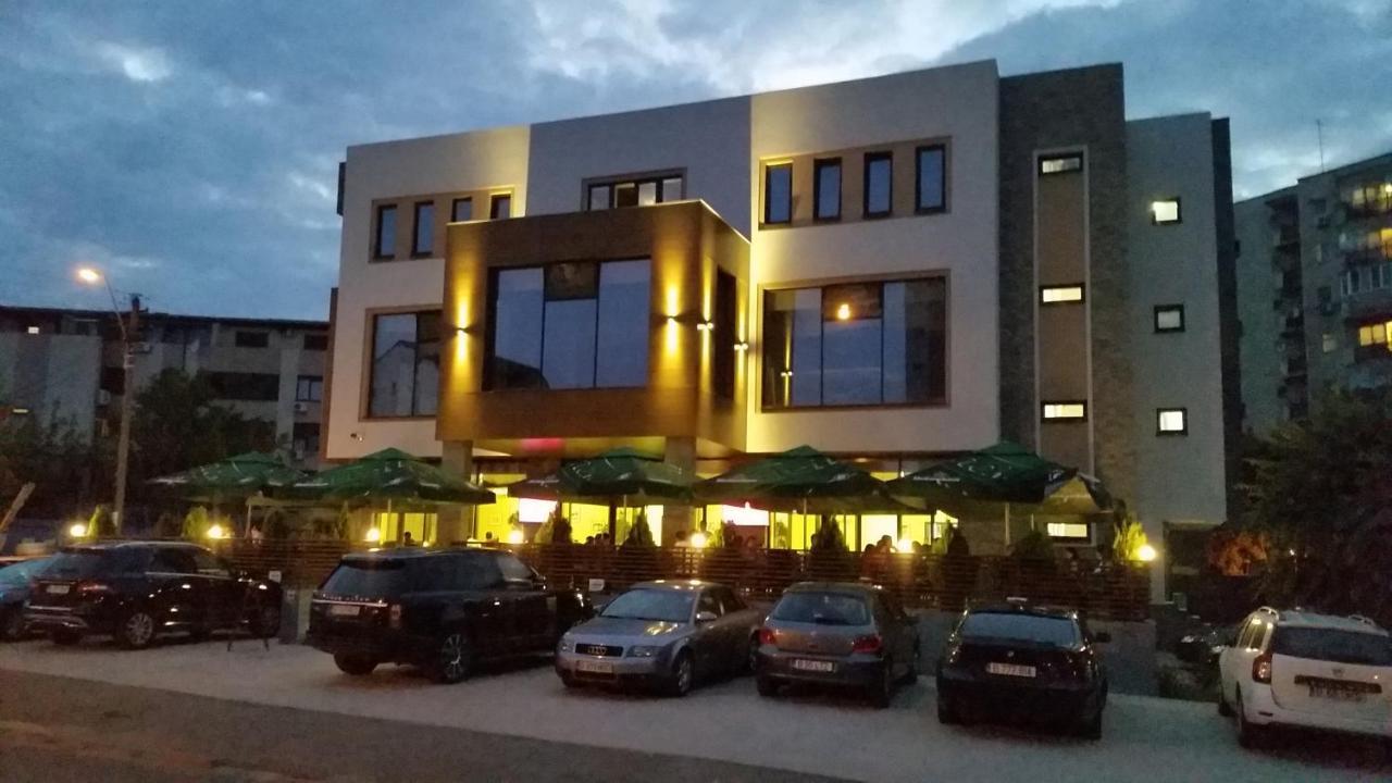 Hotel Excellence Bukarest Exteriör bild